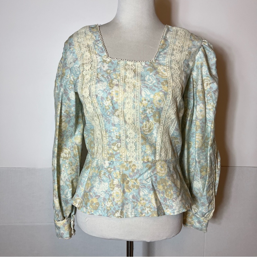 Bohemian Floral Square Neck Peplum Button Up At Back Lace Long Sleeve Blouse S